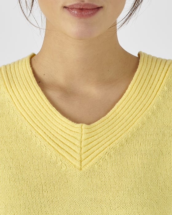 V-Neck Jumper