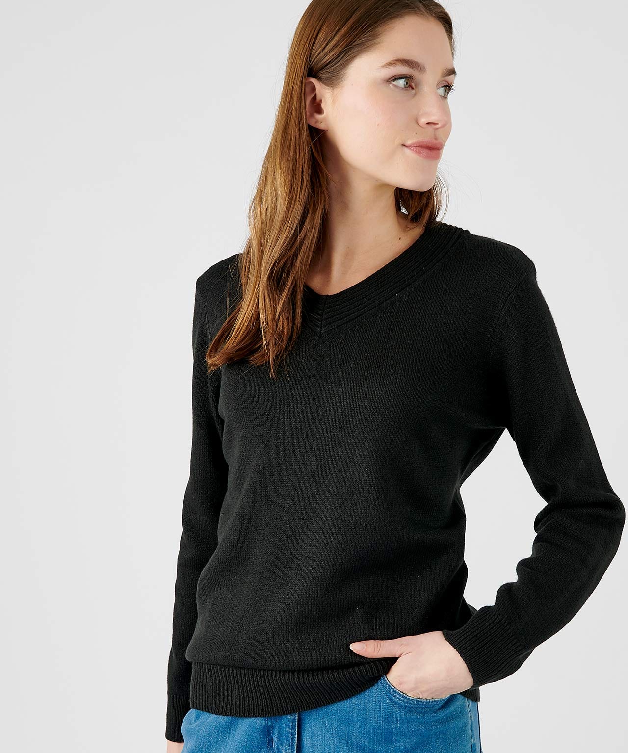 V-Neck Jumper