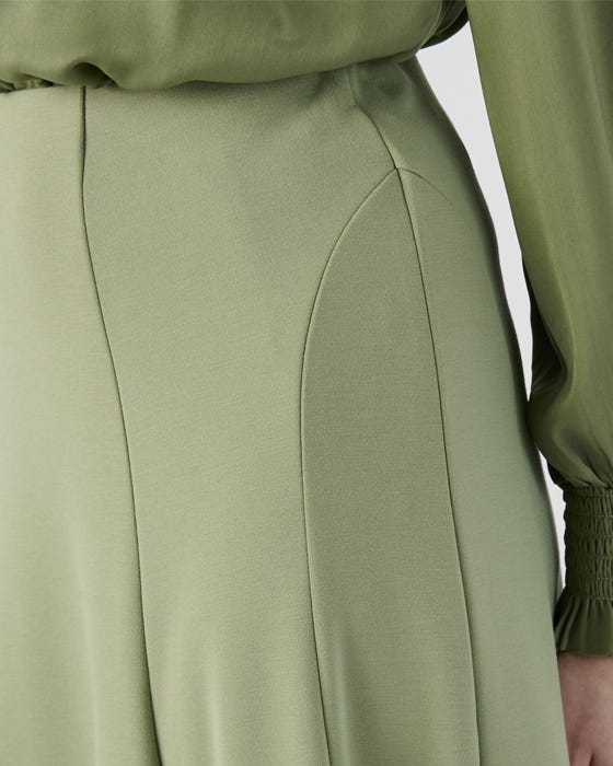 Pull-on Milano Skirt