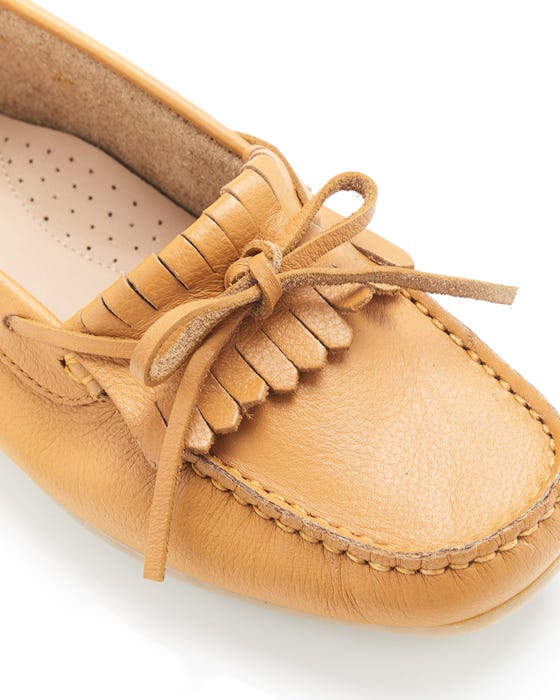 Flexible slip resistant Moccasin