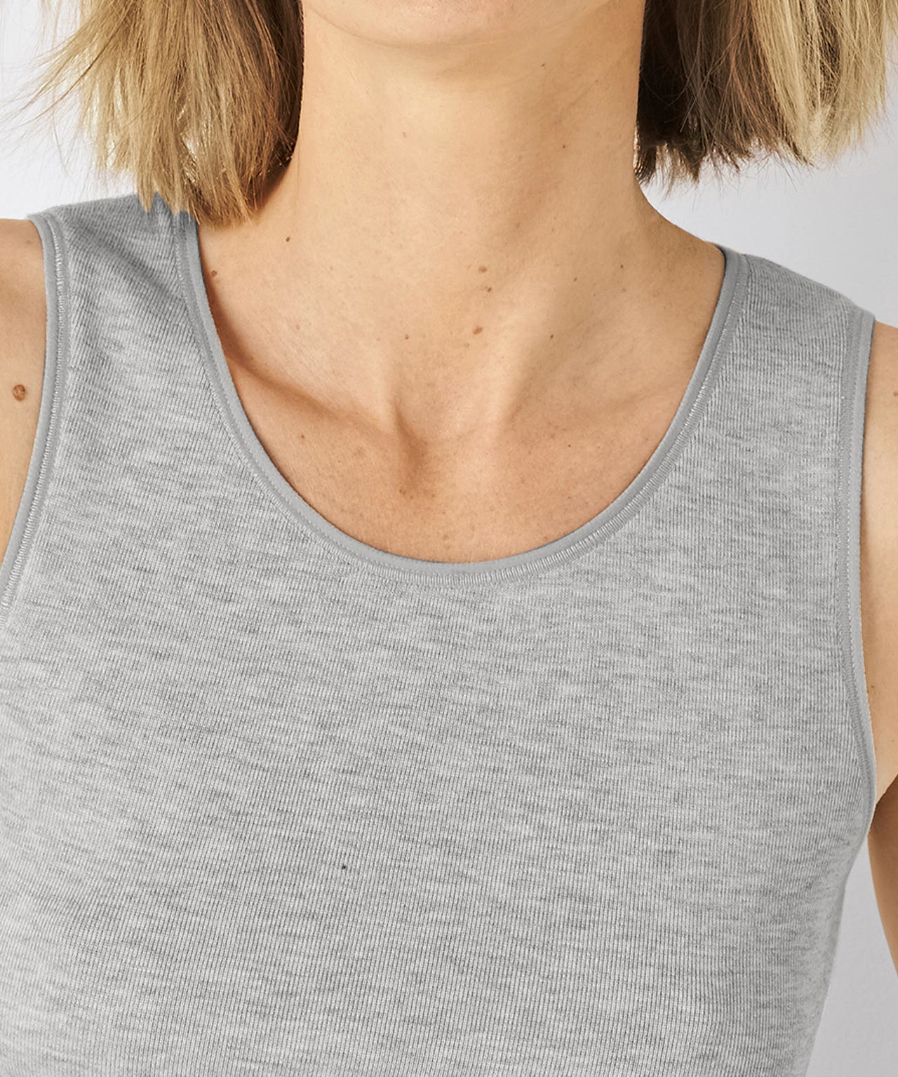 Thermolactyl Medium Warmth Sleeveless T-shirt