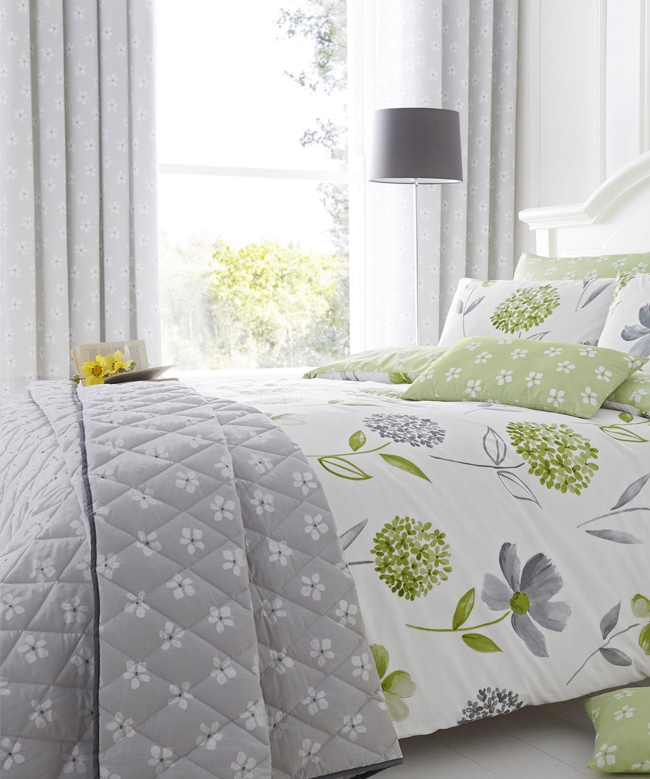 Caroline Floral Throw