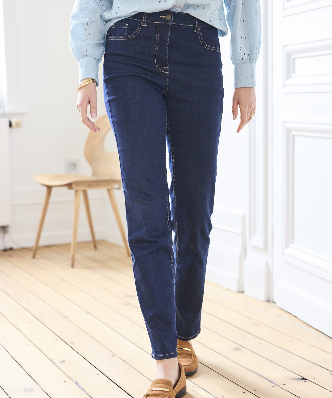 Secret Stretch Straight-leg Perfect Fit Jeans