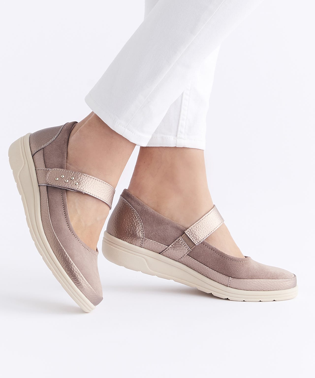 Amortyl Touch-fasten Shoe