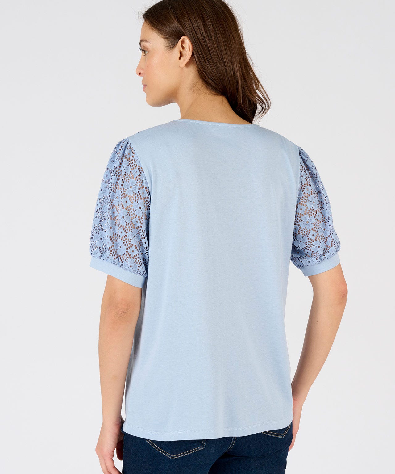 Crochet-Look Detailed T-shirt 