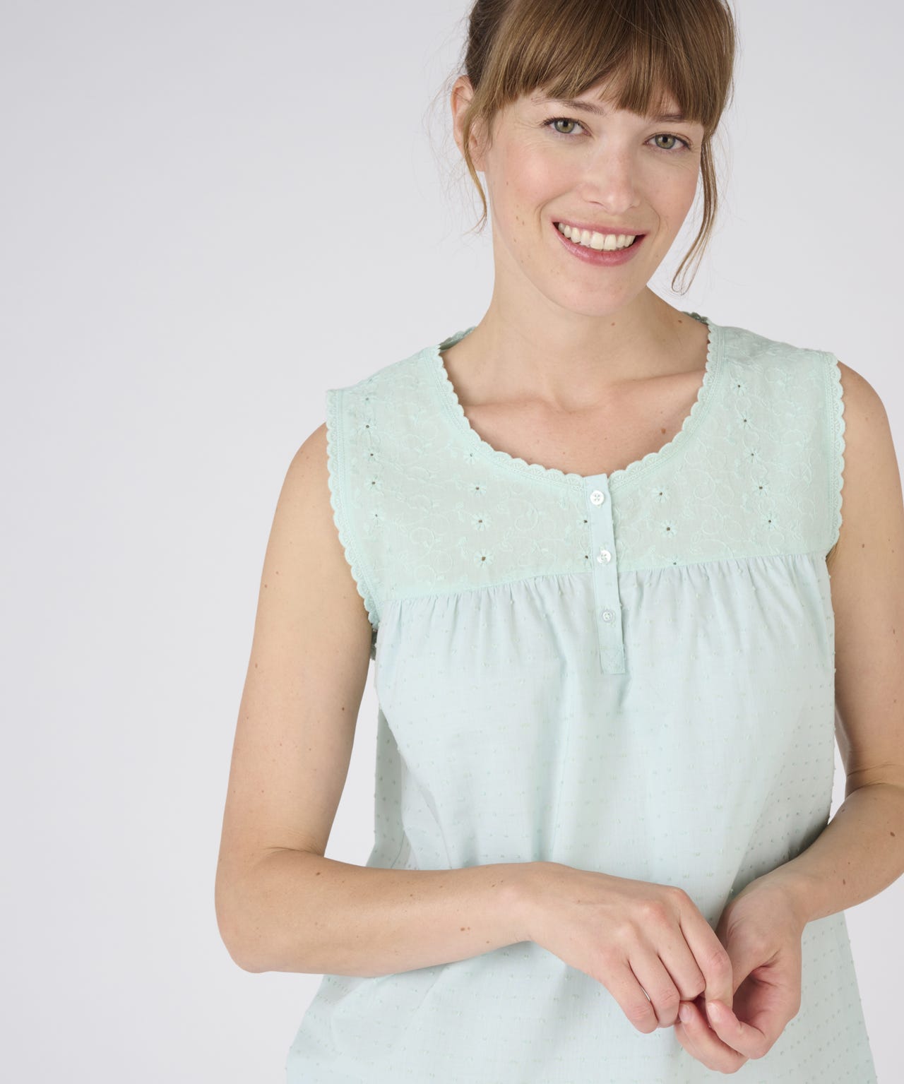 Sleeveless Nightdress