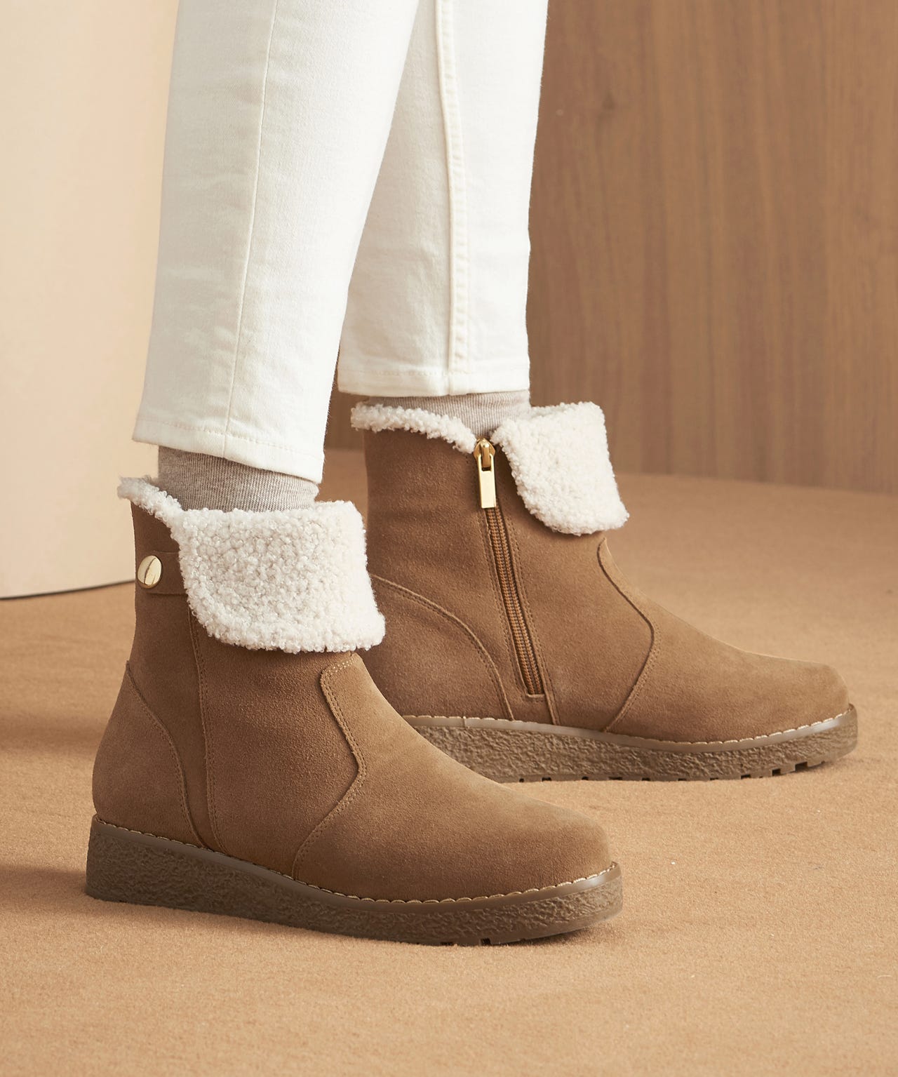 Thermolactyl Suede Boots