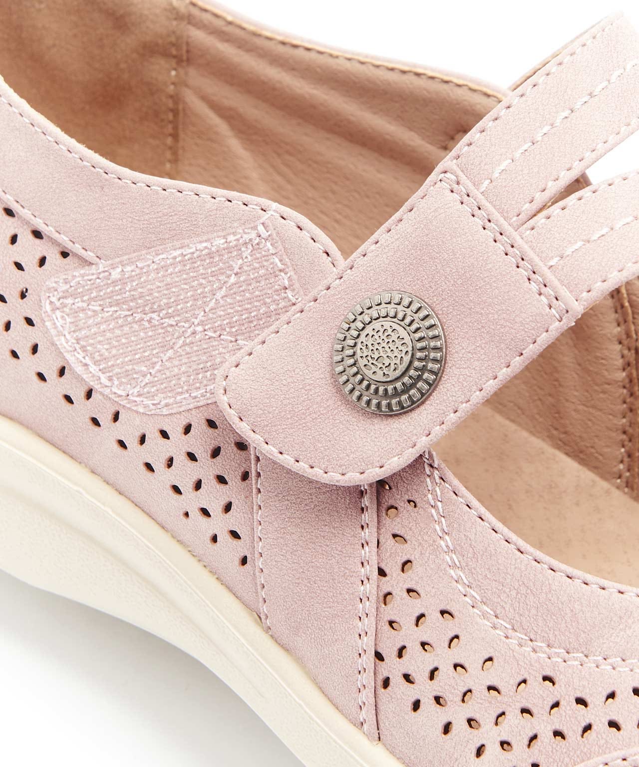 Cushion-Walk Moccasin