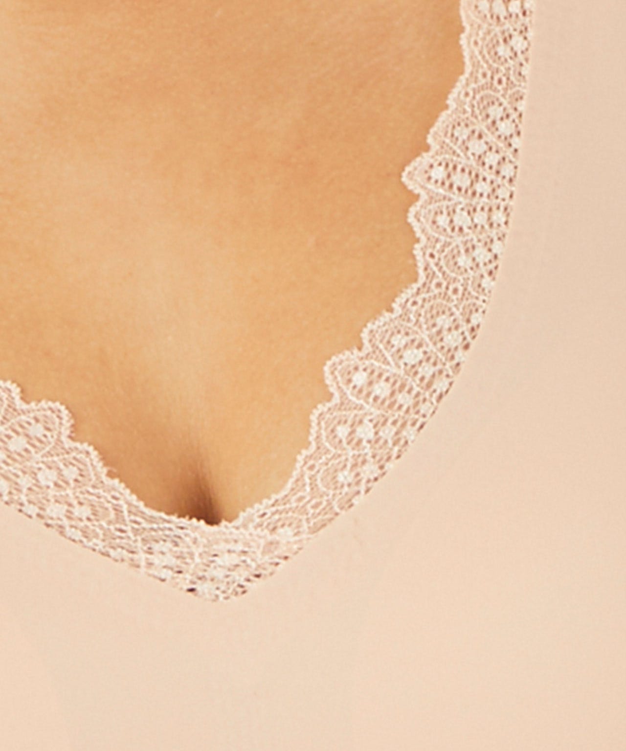 Non-wired Lace Trim Bra 