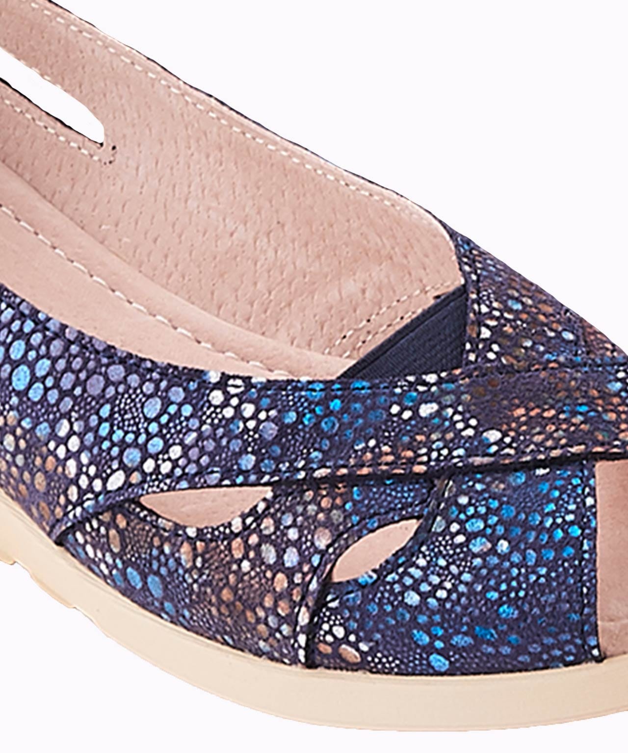 Open Toe Shoe 