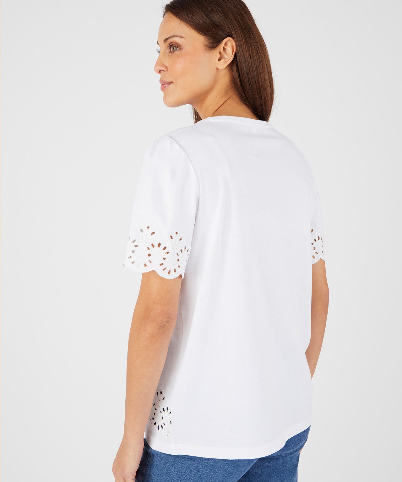 Broderie Anglais Style T-shirt 