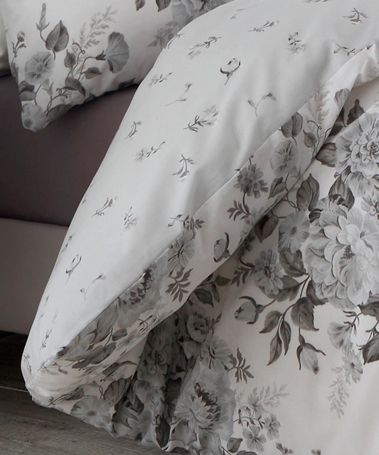 Elinda Floral Duvet Set 