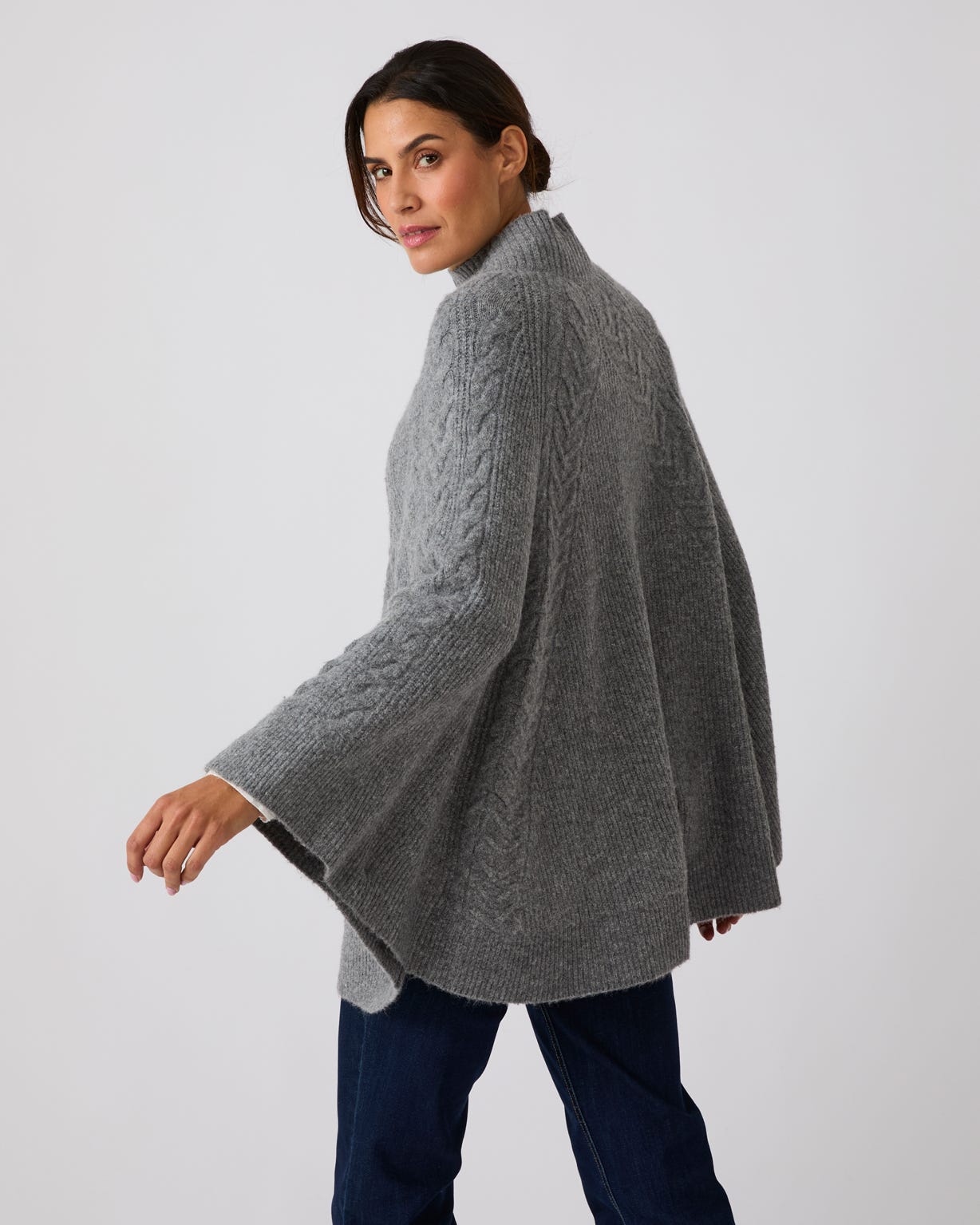 Thermolactyl Cable Detail Poncho 