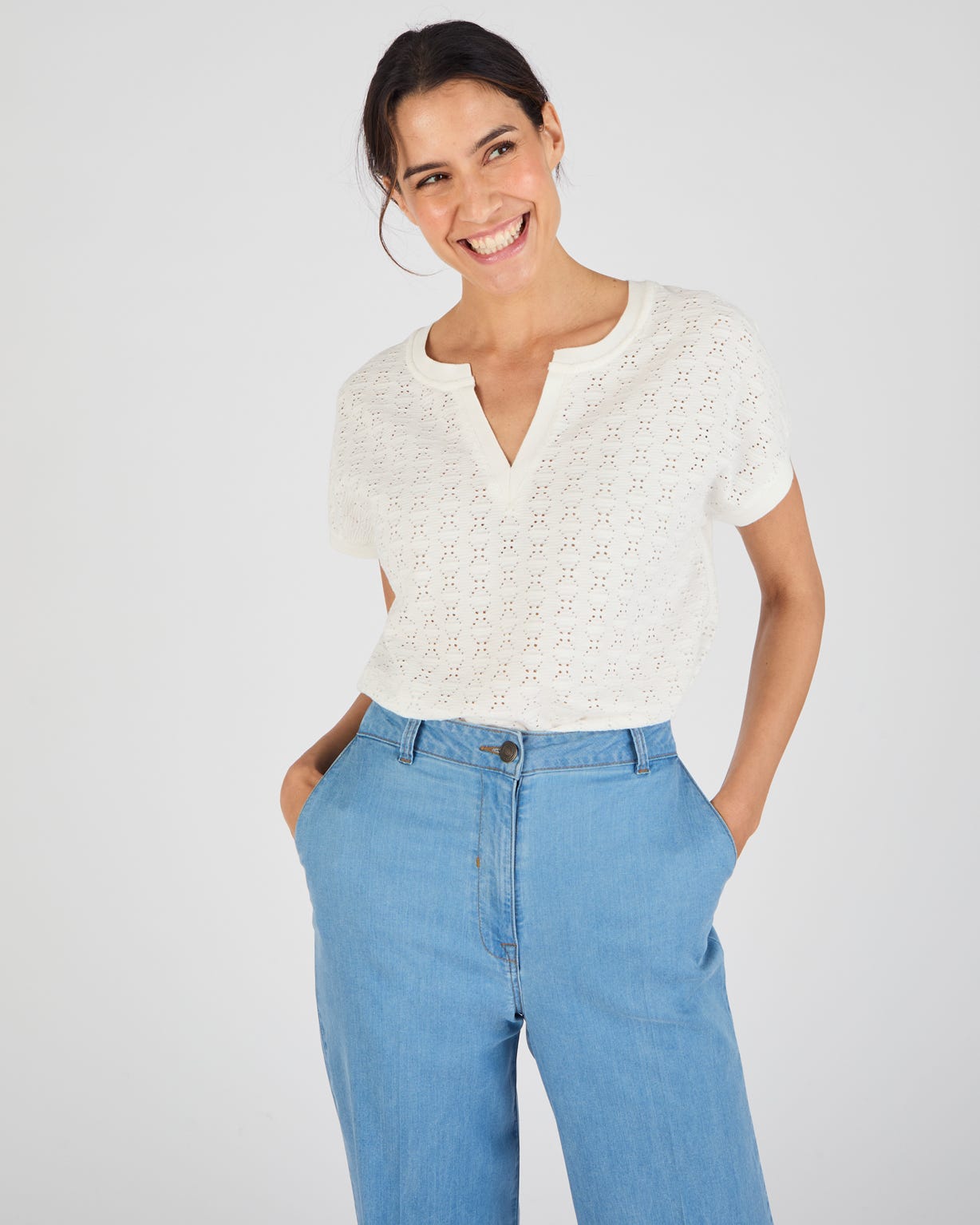 Broderie Look Top 