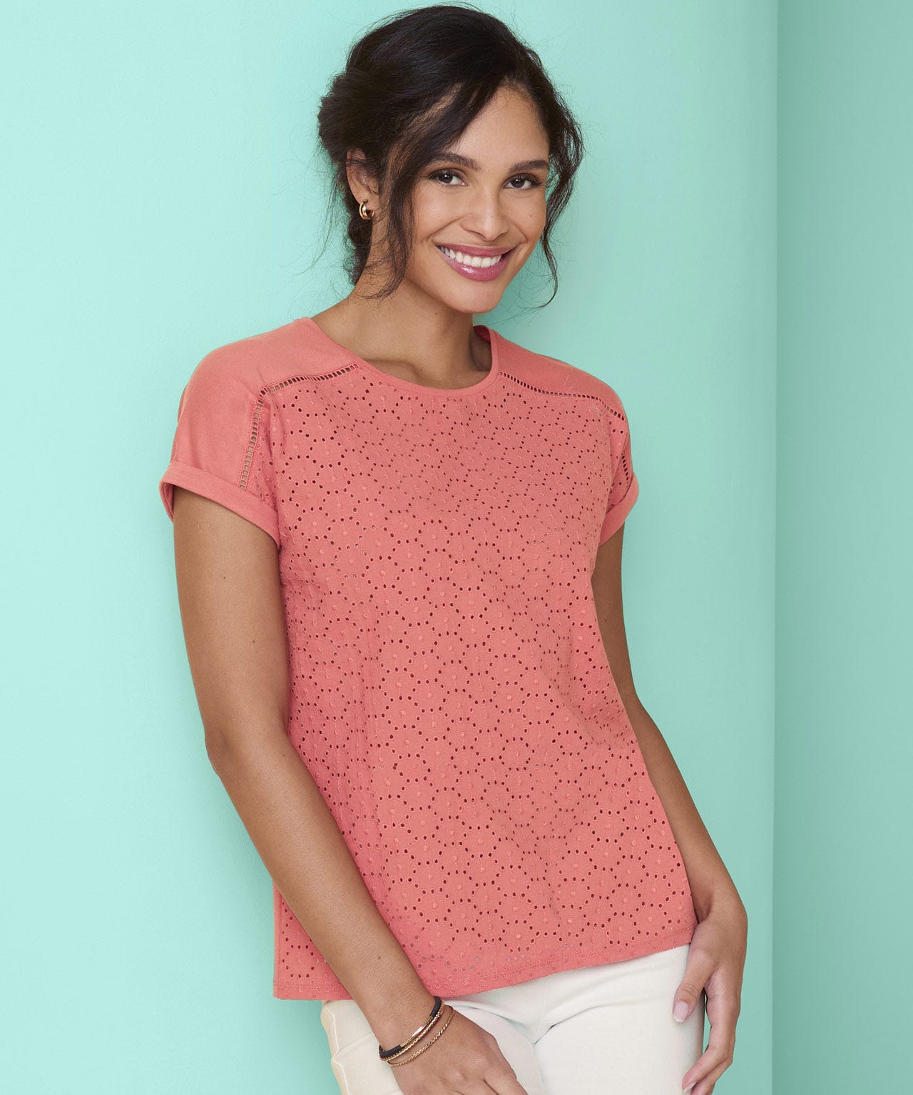 Lace Front T-shirt 