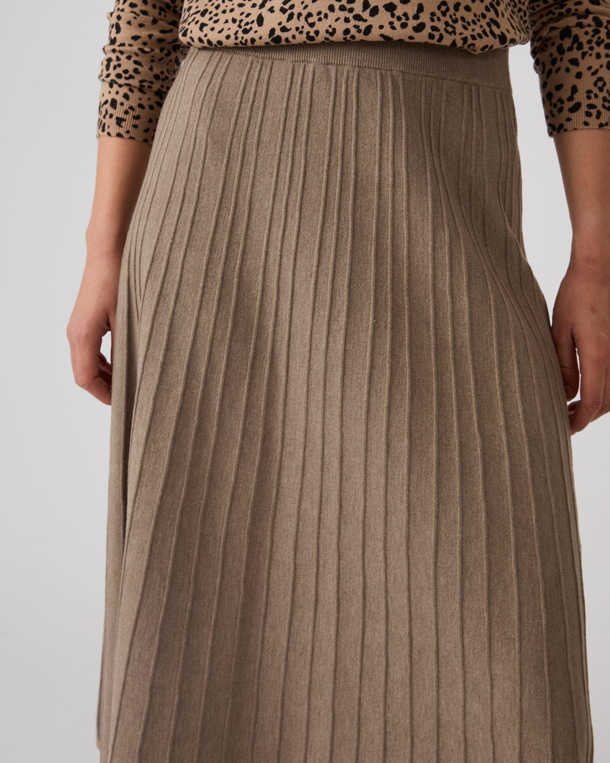 Knitted Skirt 