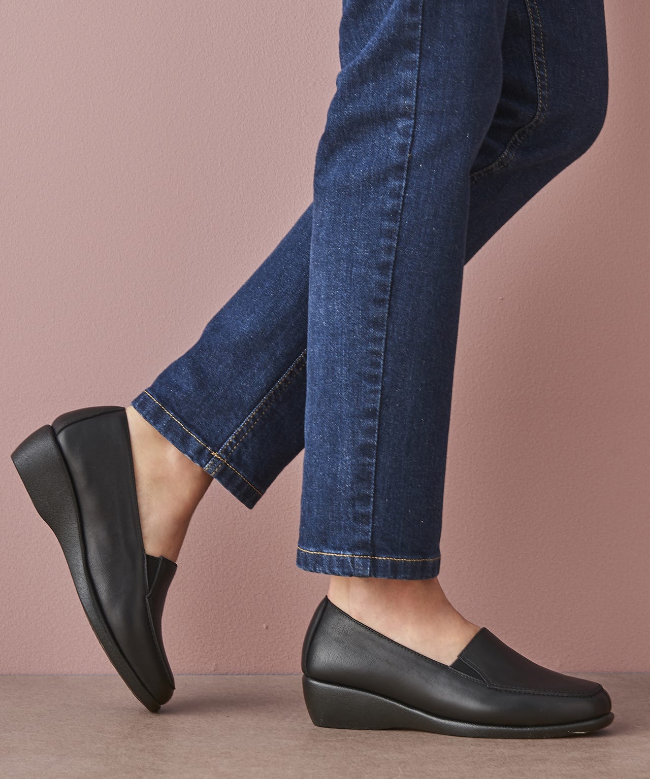 Amortyl Flexible Sole Wedge Moccasin 