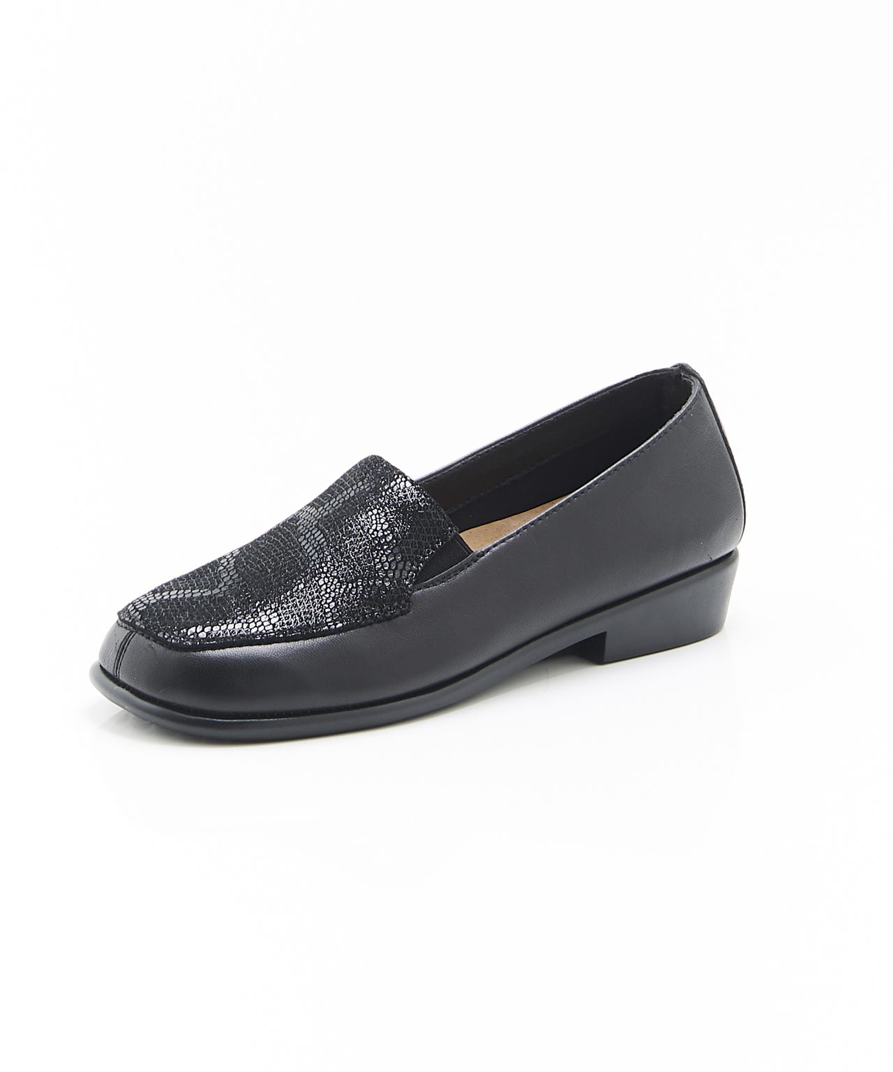 Flexible Sole Flat Moccasin 