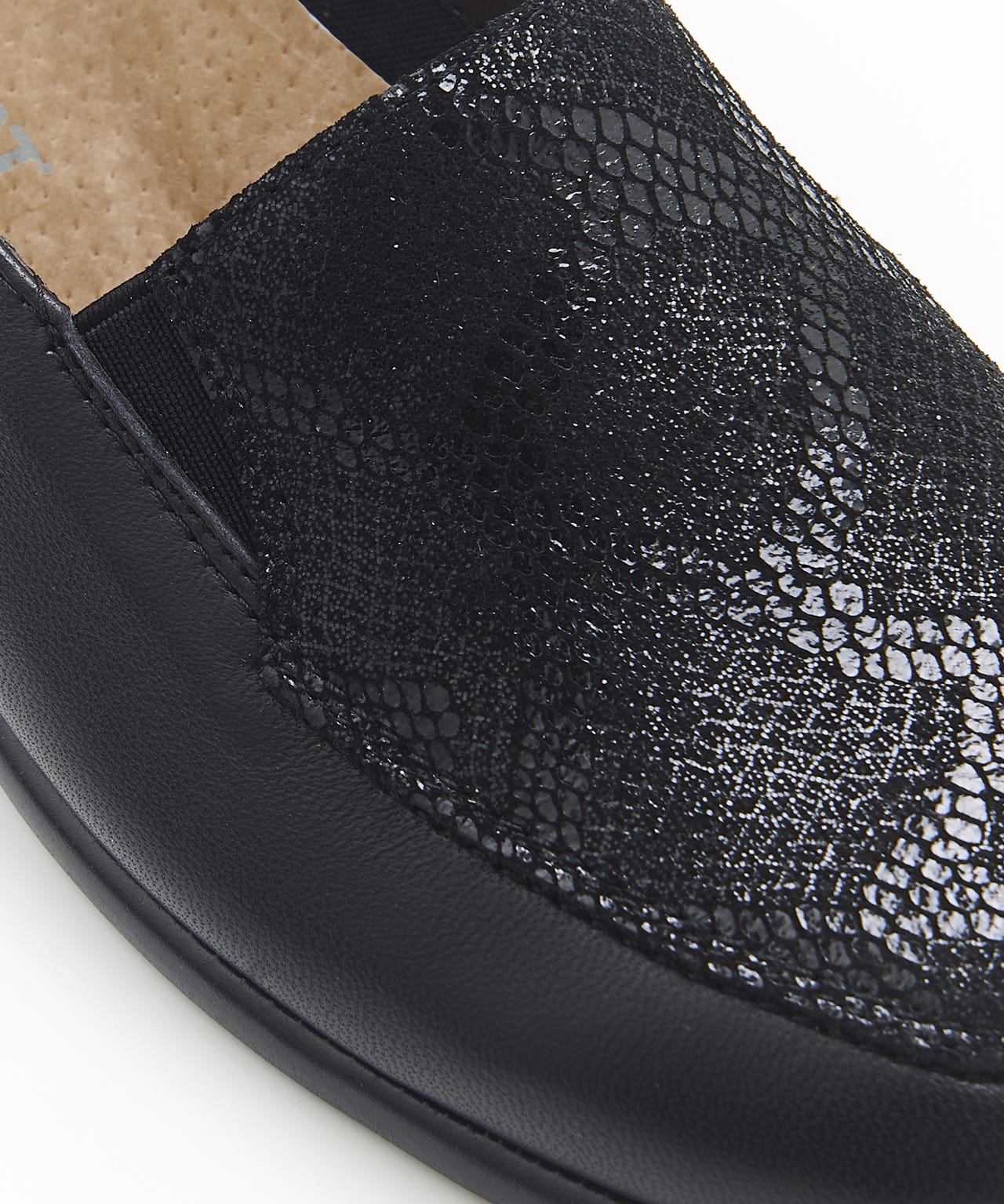 Flexible Sole Flat Moccasin 
