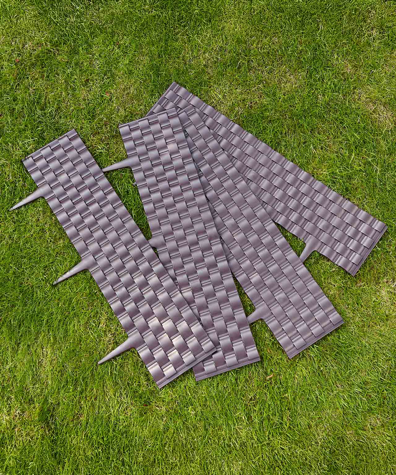 Pack of 4 Flexible Faux Rattan Garden Edging Strips 