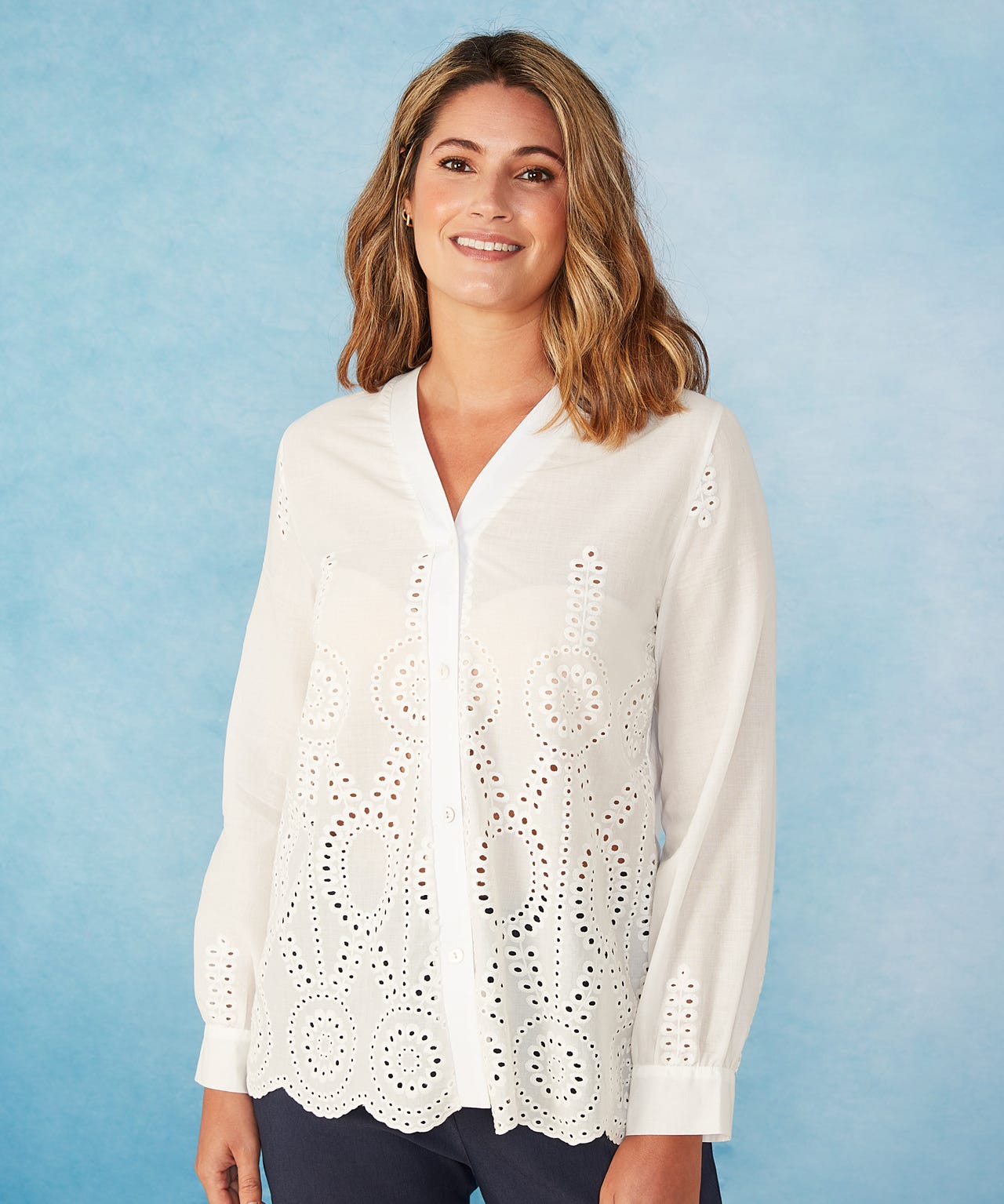 First Avenue - Broderie Blouse 