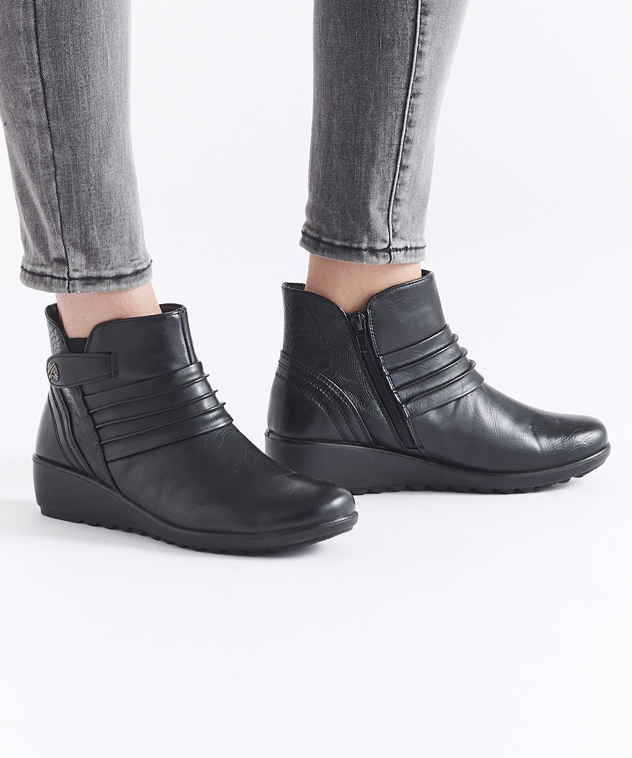 Cushion-walk Ankle Boots 