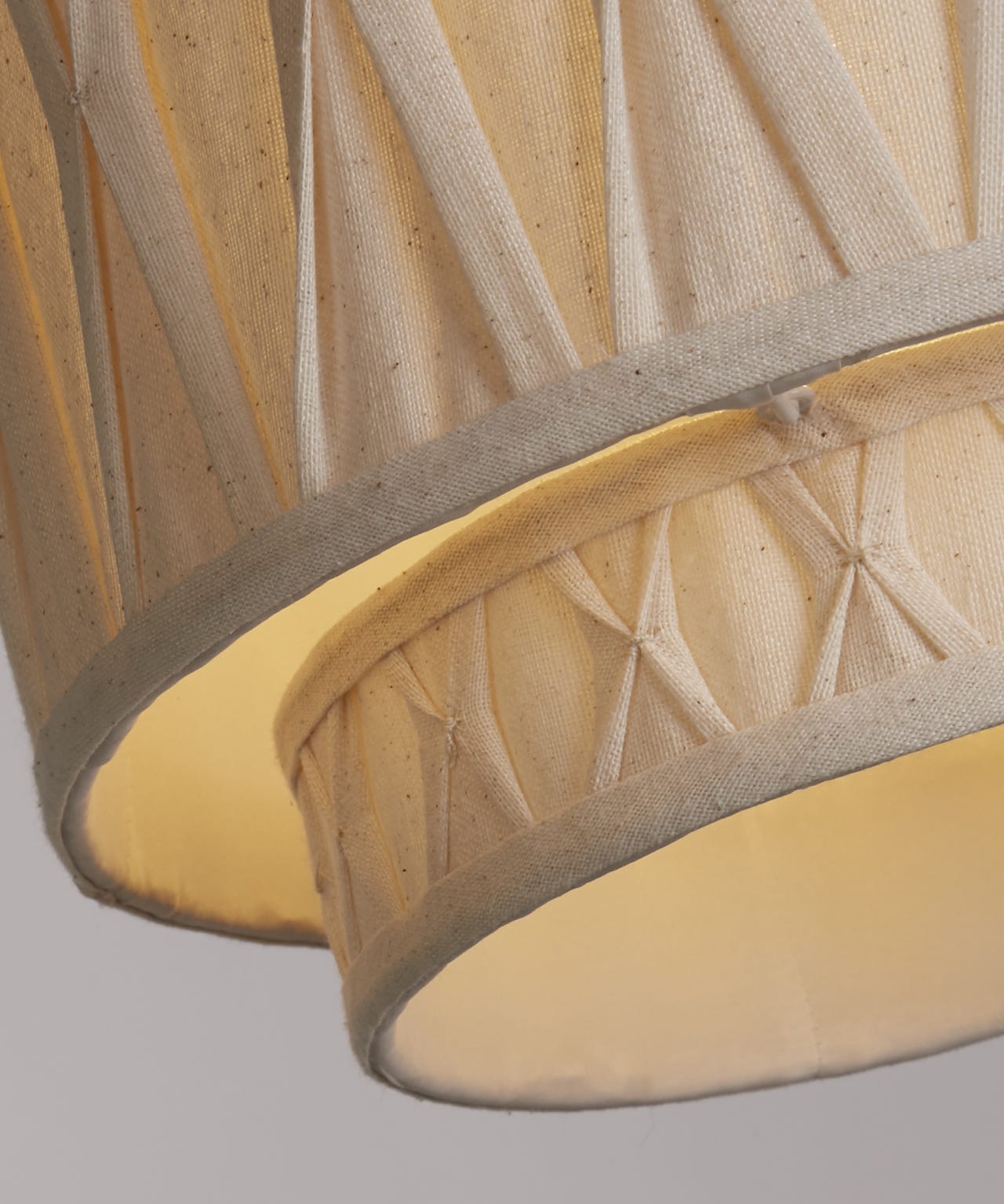 2 TIER 30CM LINEN PINCH PLEAT SHADE