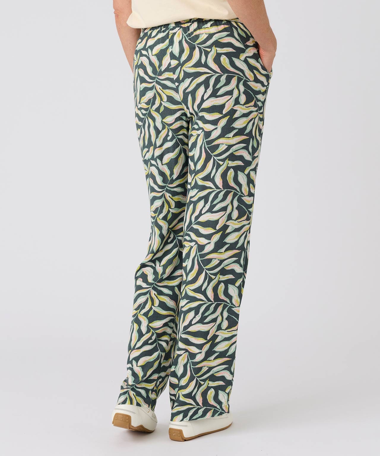 Pull-on Crinkle Trousers 