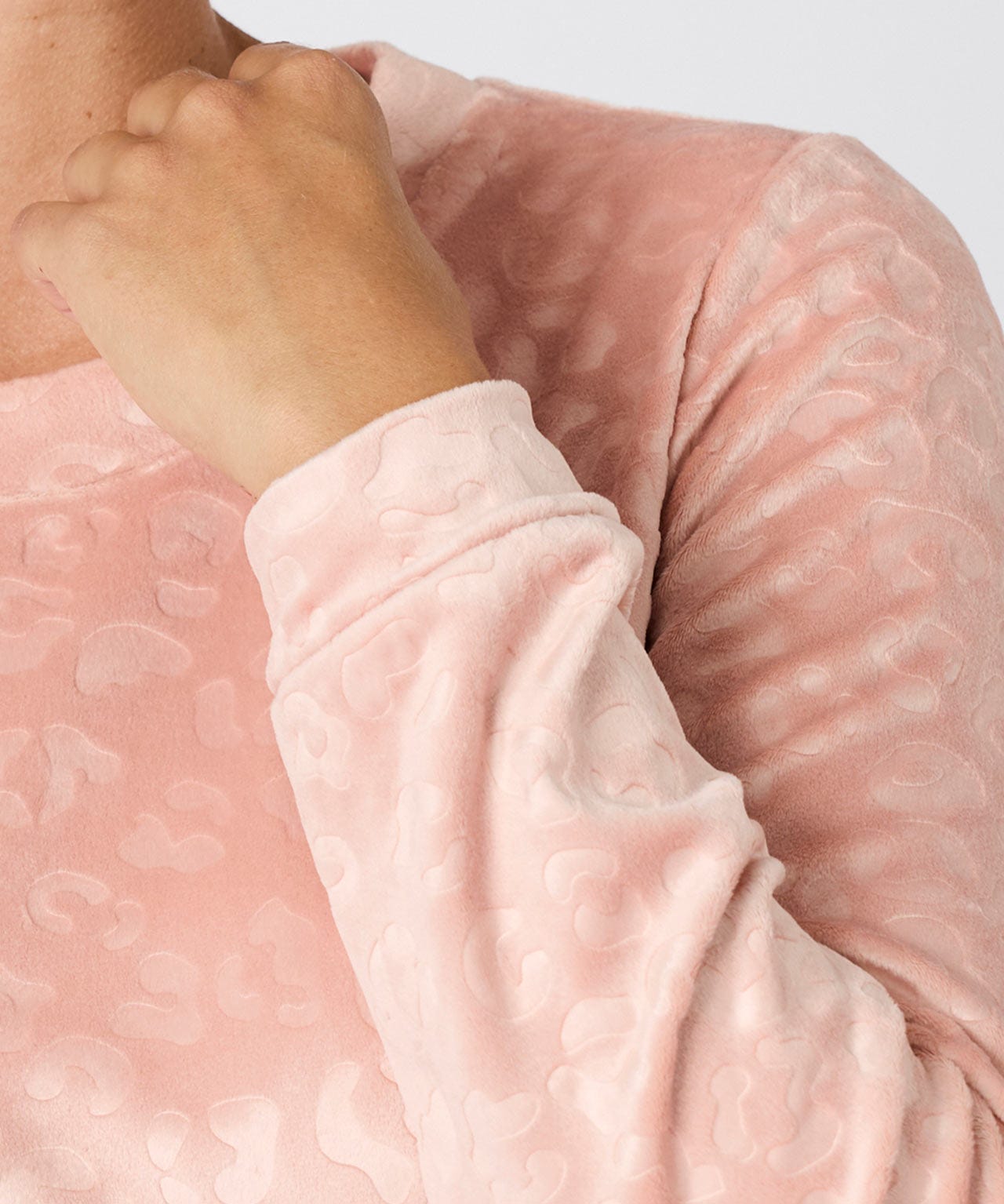 Thermolactyl Embossed Velour Animal Print Nightdress  