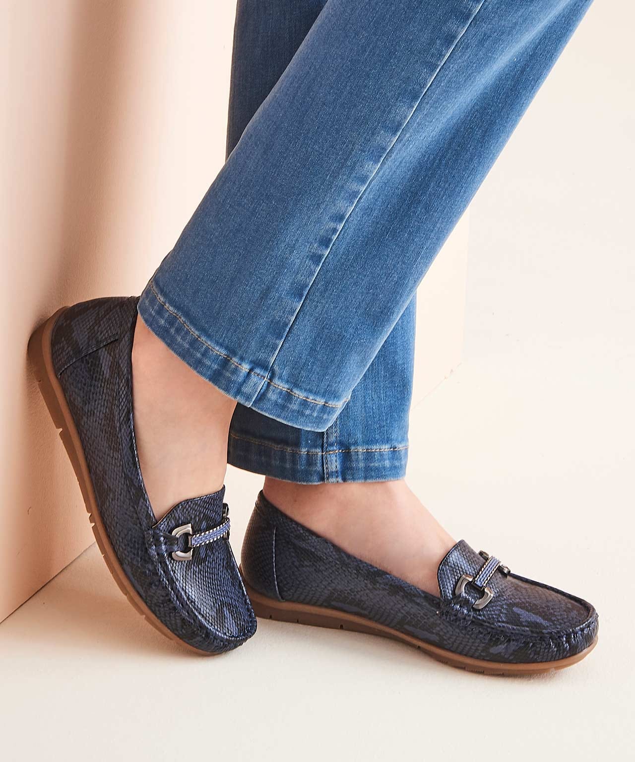 Moccasin Loafer 