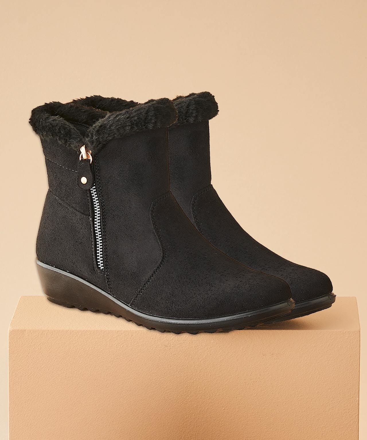 Cushion-walk Faux Fur Trim Ankle Boots 