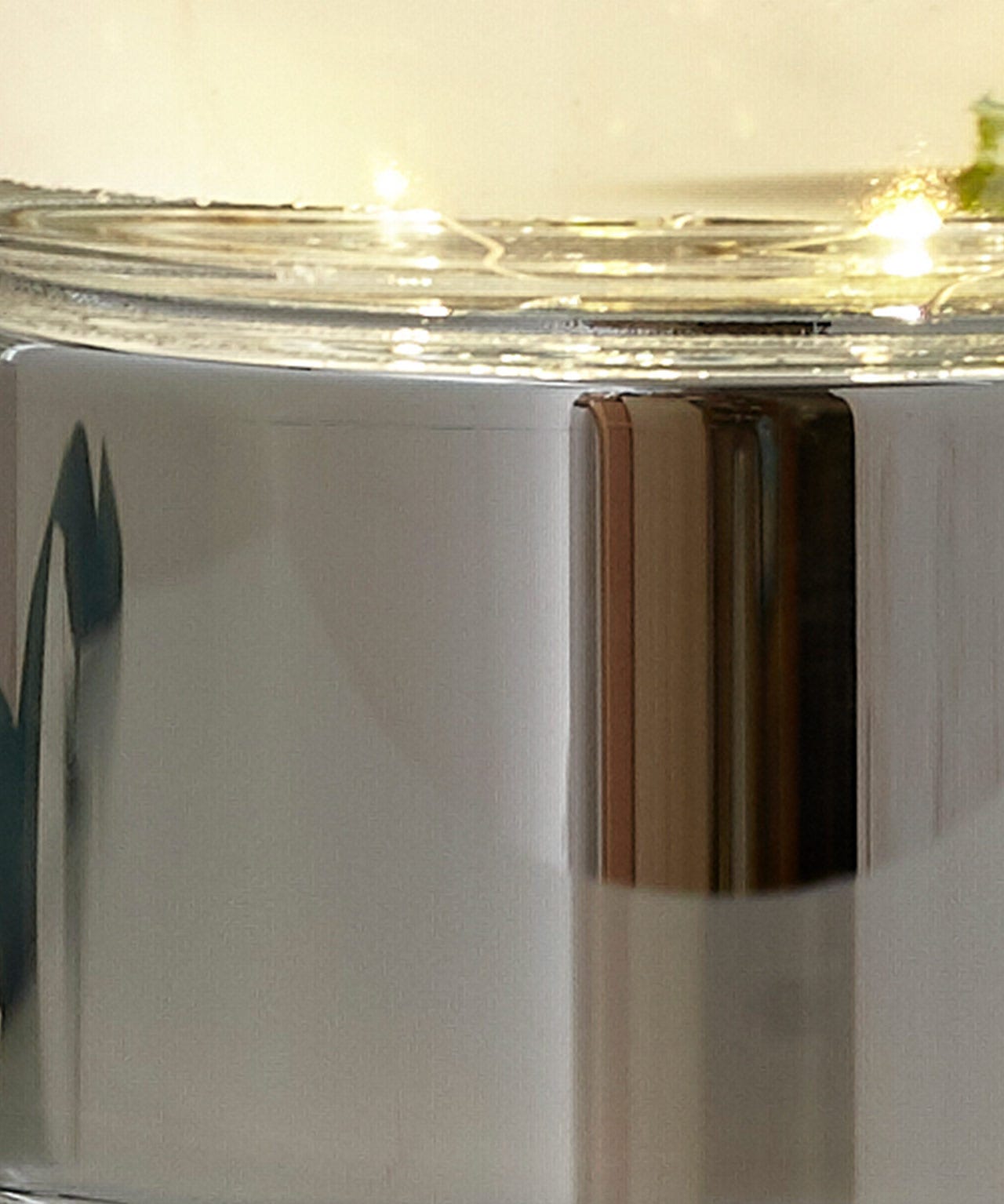 Large Robin LED Tube Light