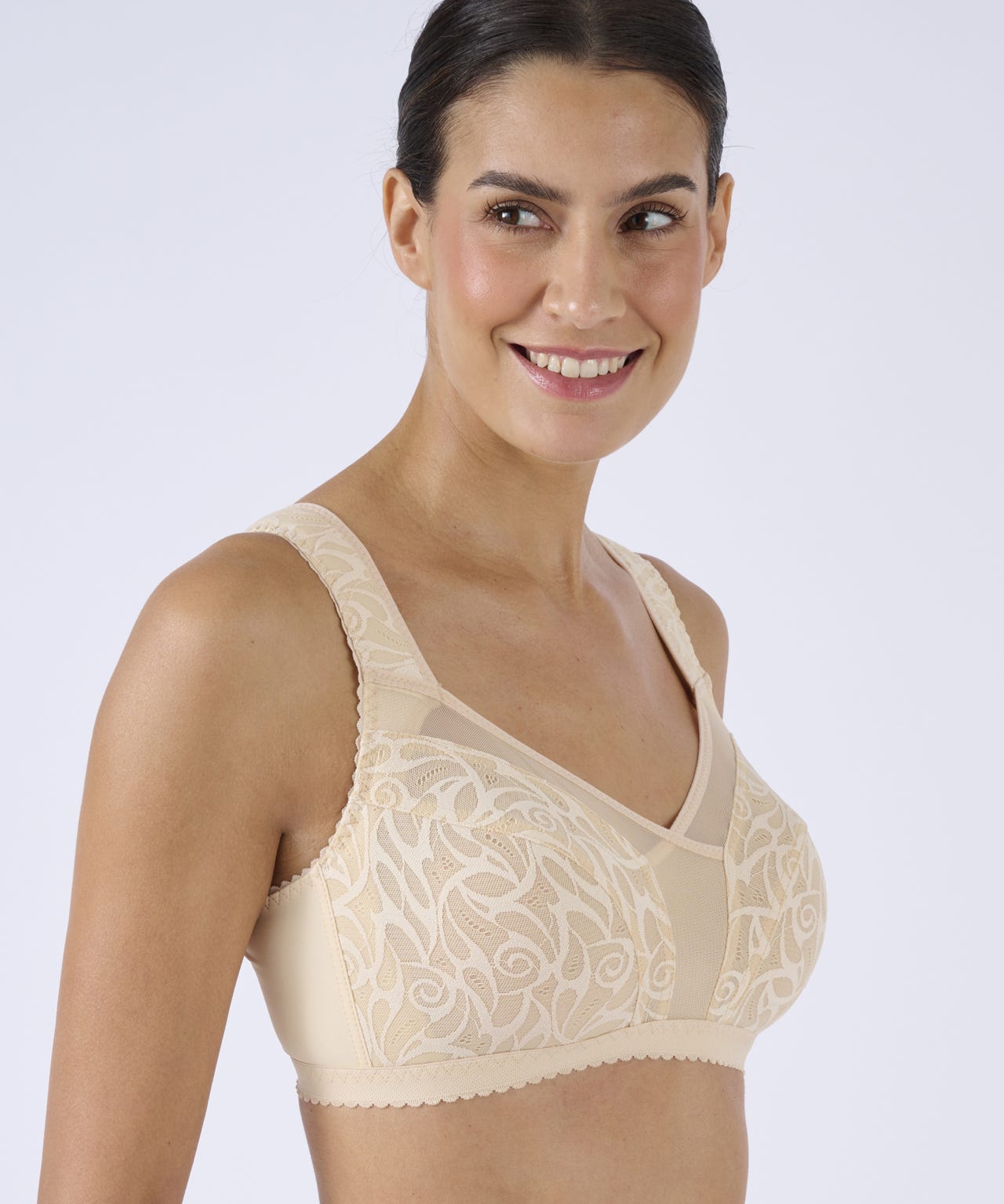 Non-wired Lace Wide Strap Bra 