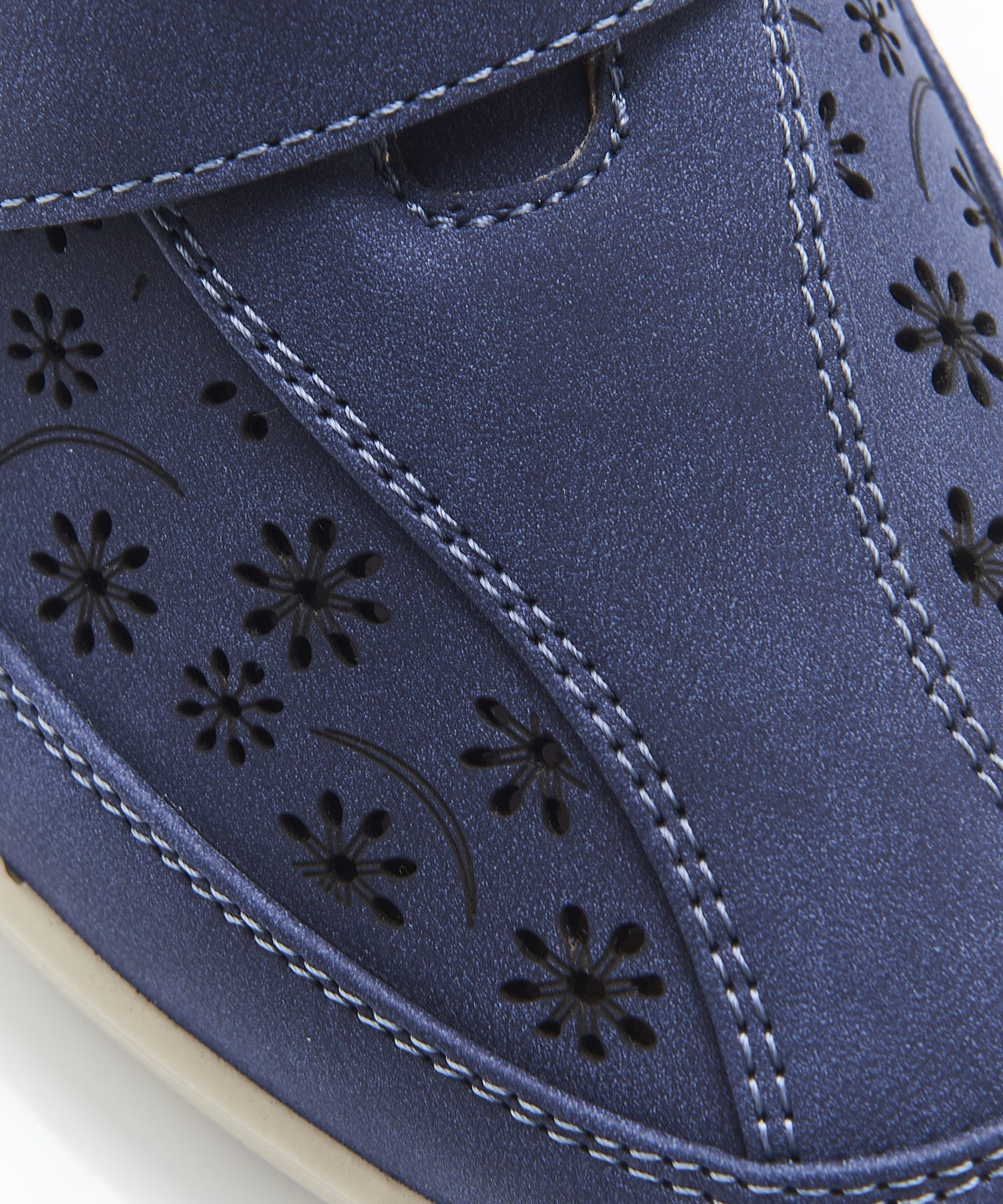 Cushion-walk Touch Fasten Wedge Shoe 