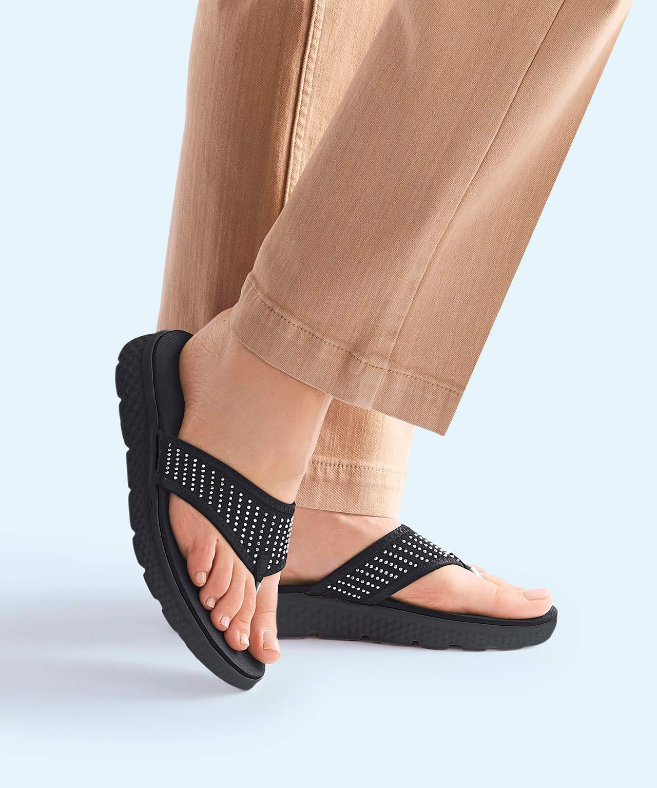 Cushion-walk Diamanté Detail Toe Post Sandal 