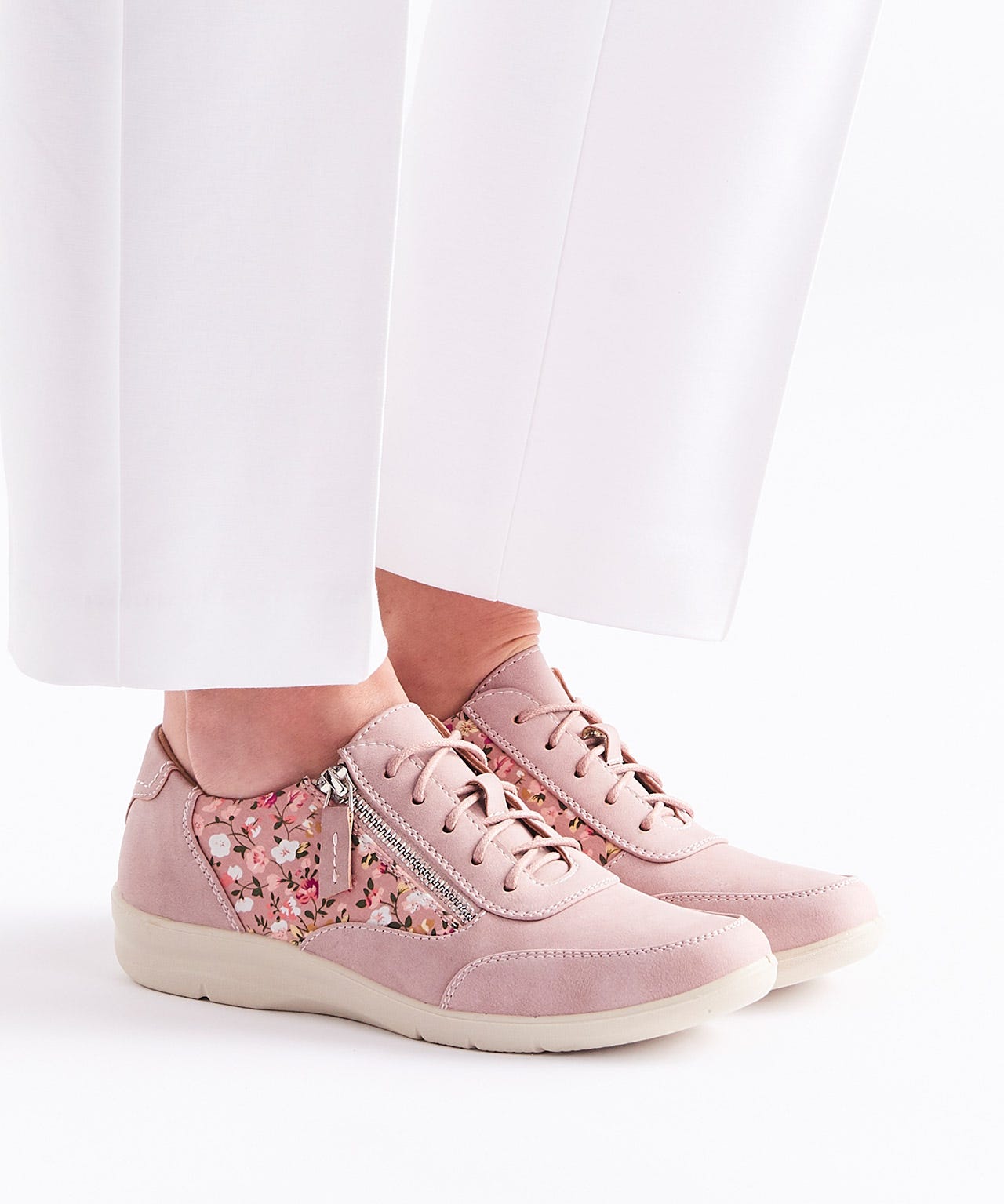Cushion-walk Floral Print Derby 