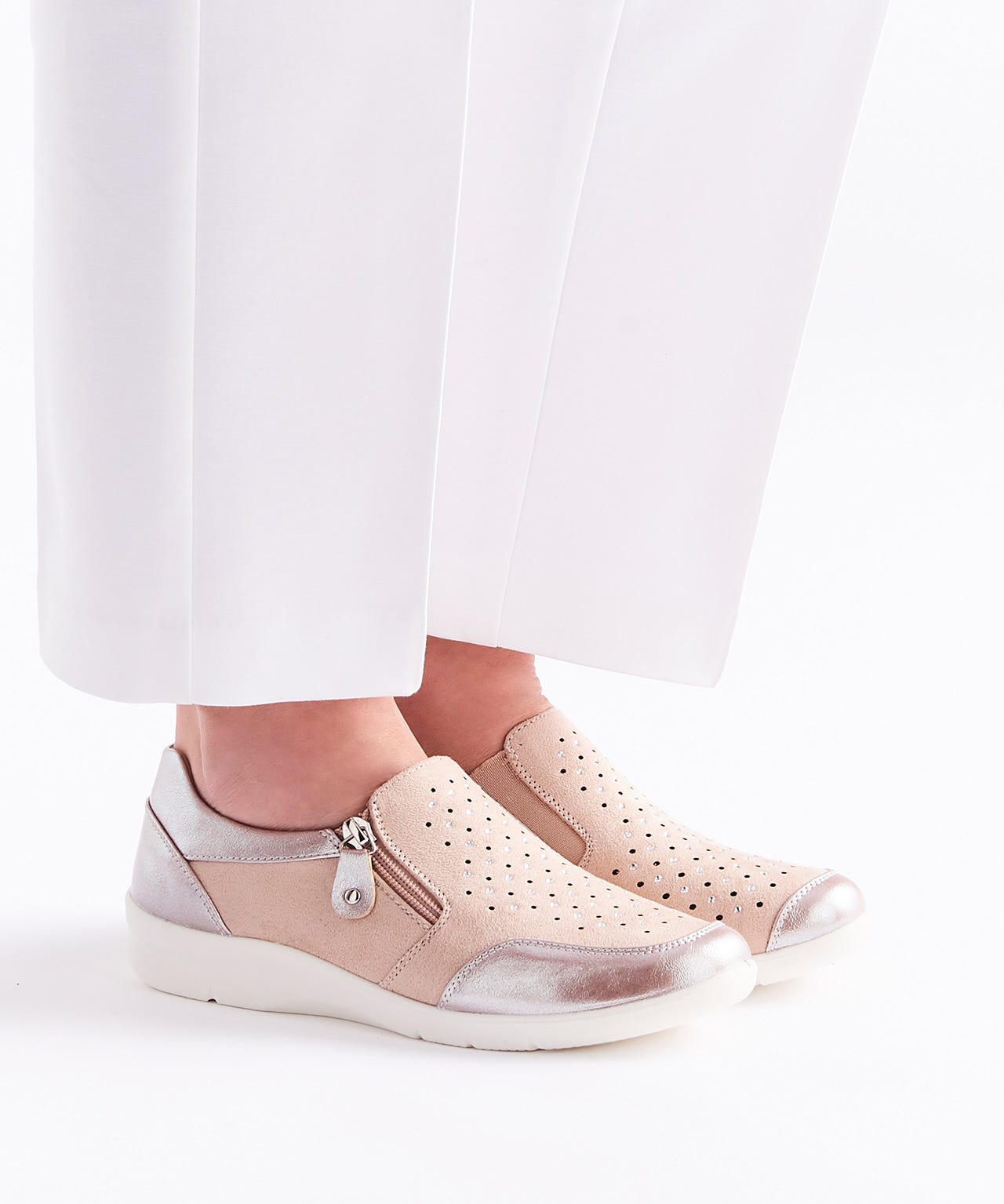 Cushion-walk Diamanté Casual Shoe 