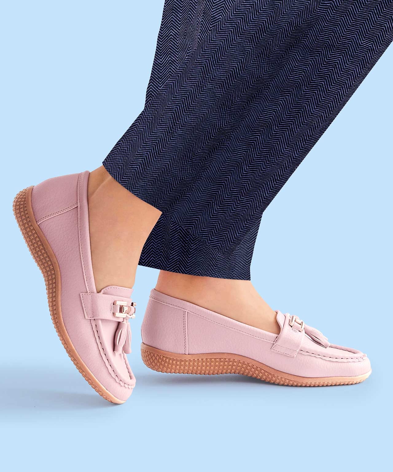 Cushion-walk Tassel Trim Loafer 