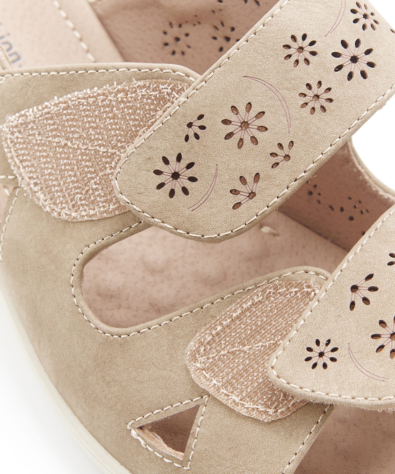 Cushion-walk Cut-out Detail Touch Fasten Sandal 