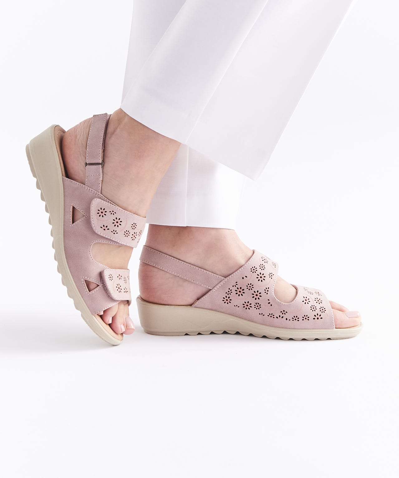 Cushion-walk Cut-out Detail Touch Fasten Sandal 