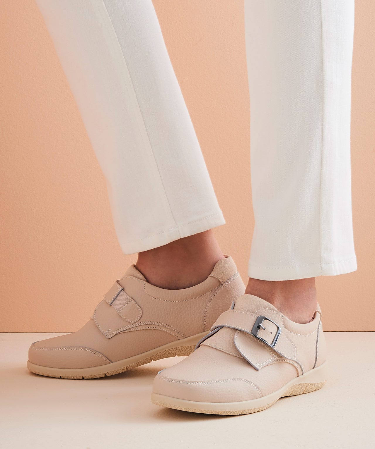 Amortyl Buckle Trim Touch Fastening Shoe