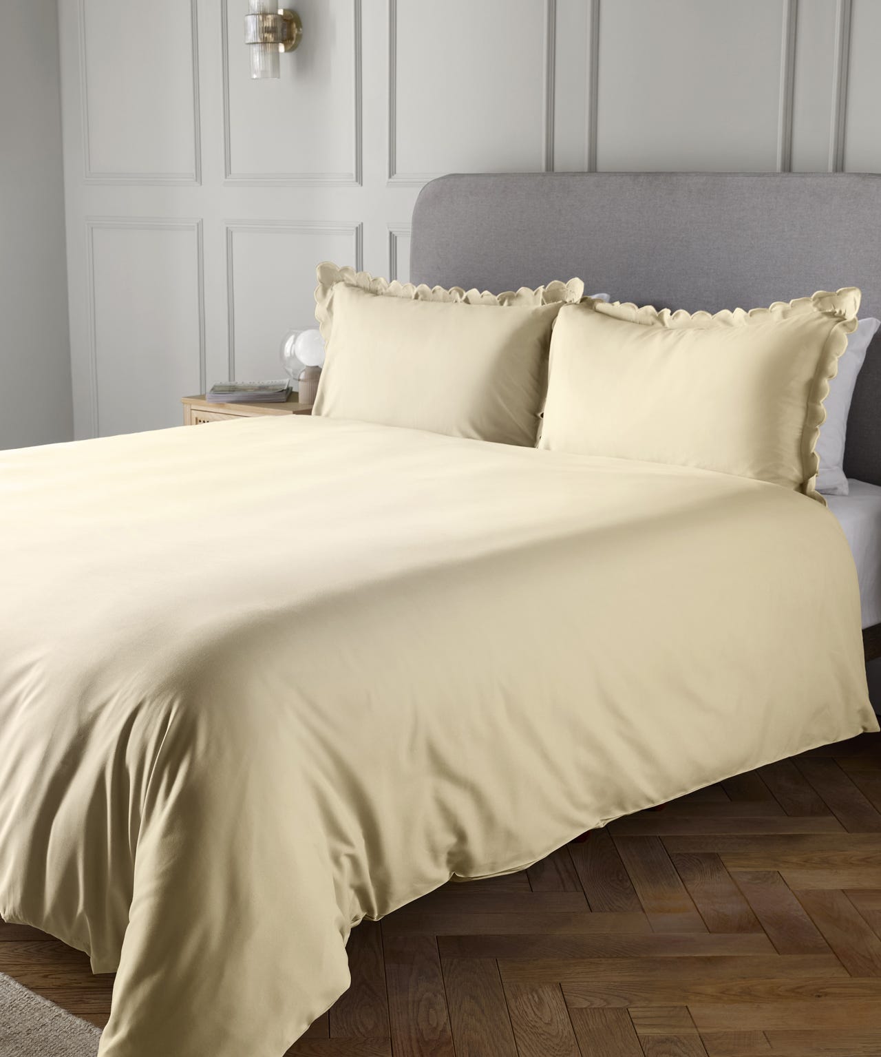 Scalloped Edge Duvet Set 