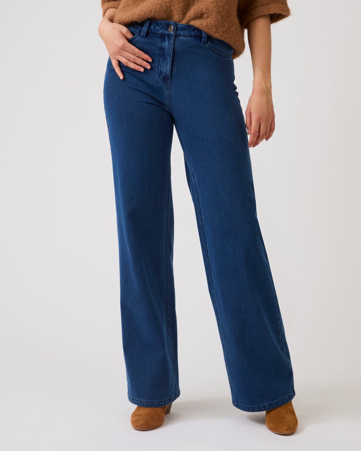 Wide-leg Stretch Jeans 
