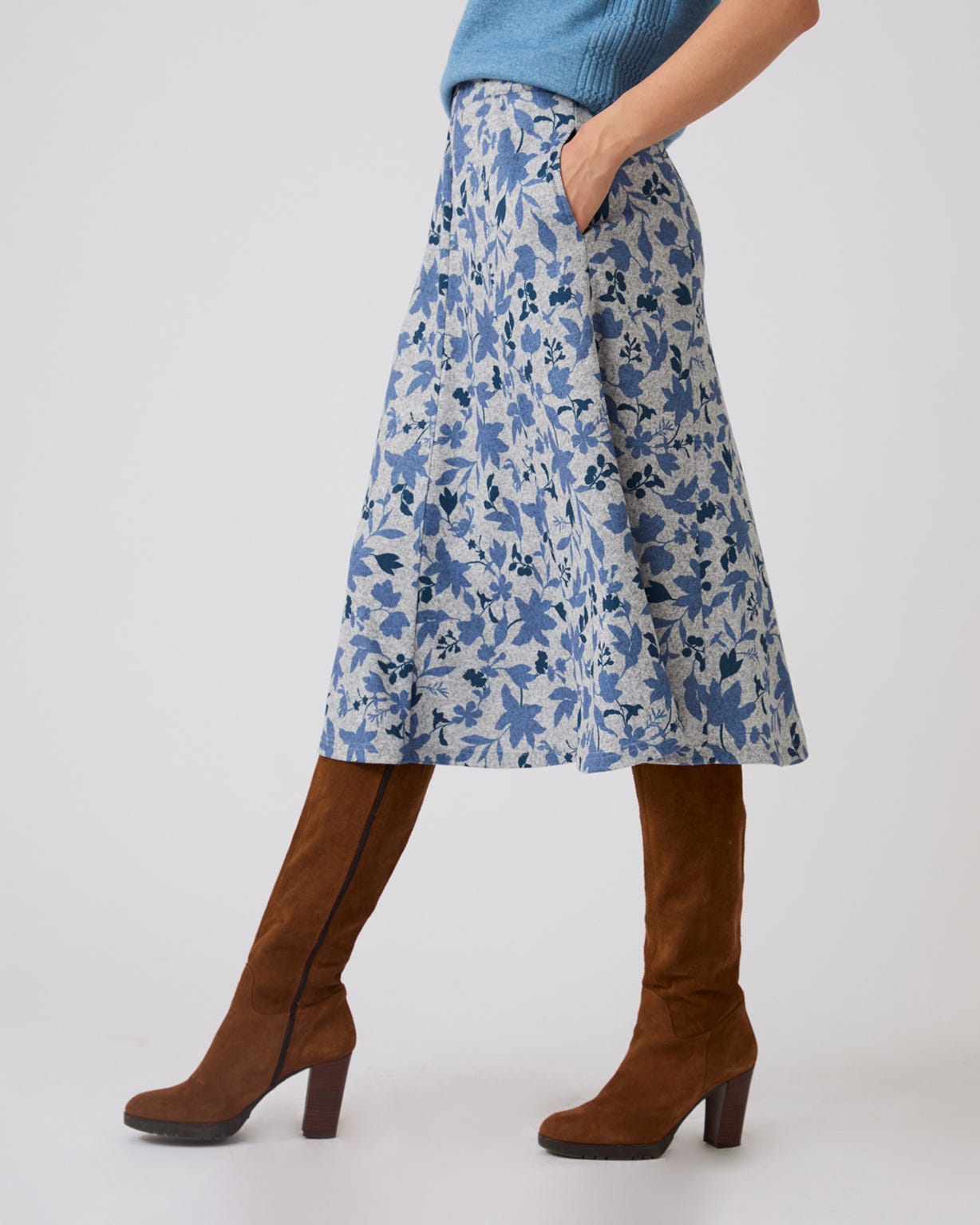 Thermolactyl Knitted Skirt 