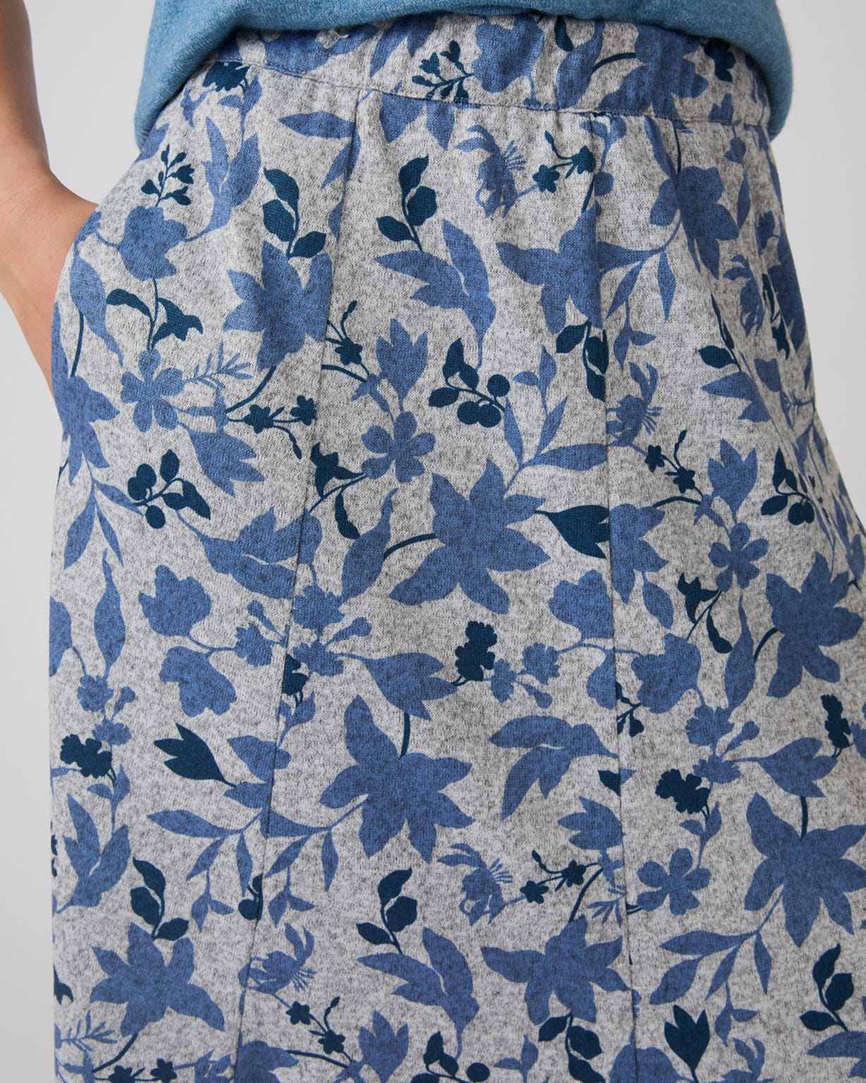 Thermolactyl Knitted Skirt 
