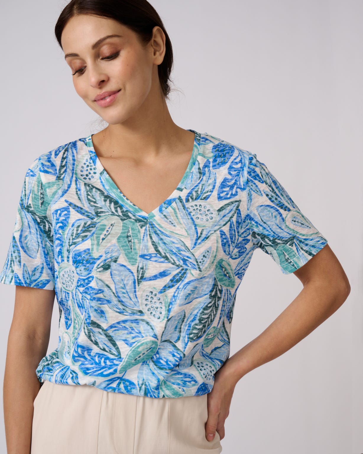 Print V-Neck T-shirt 