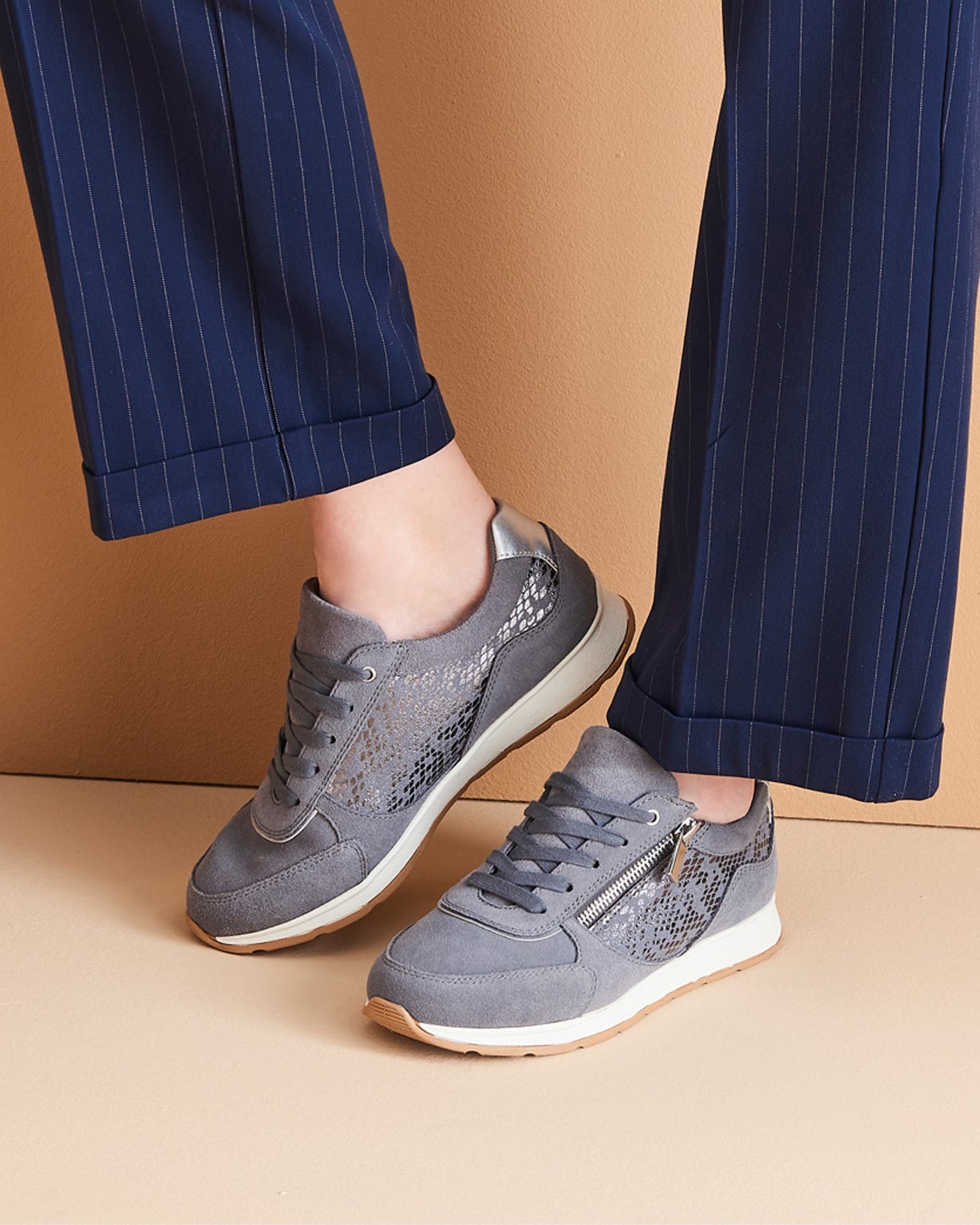 Amortyl Water Repellent Trainers 