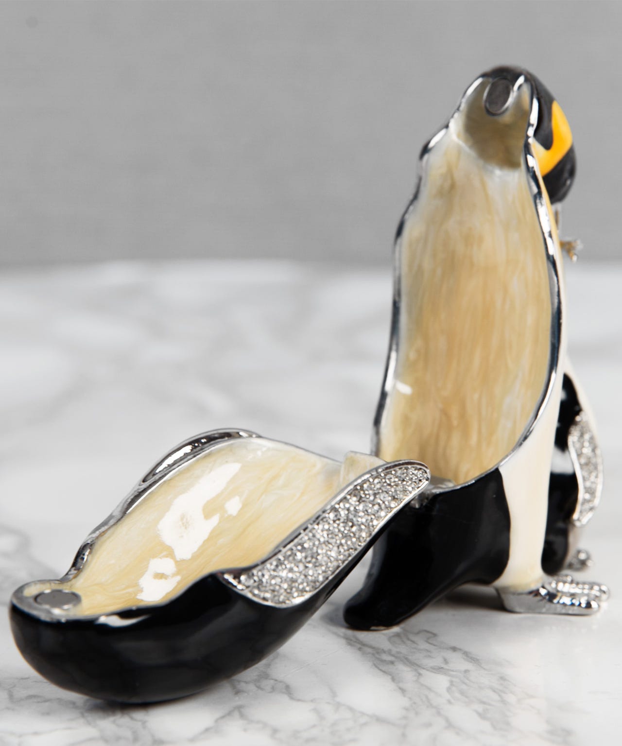 Widdop Penguin & Chick Treasured Trinket  
