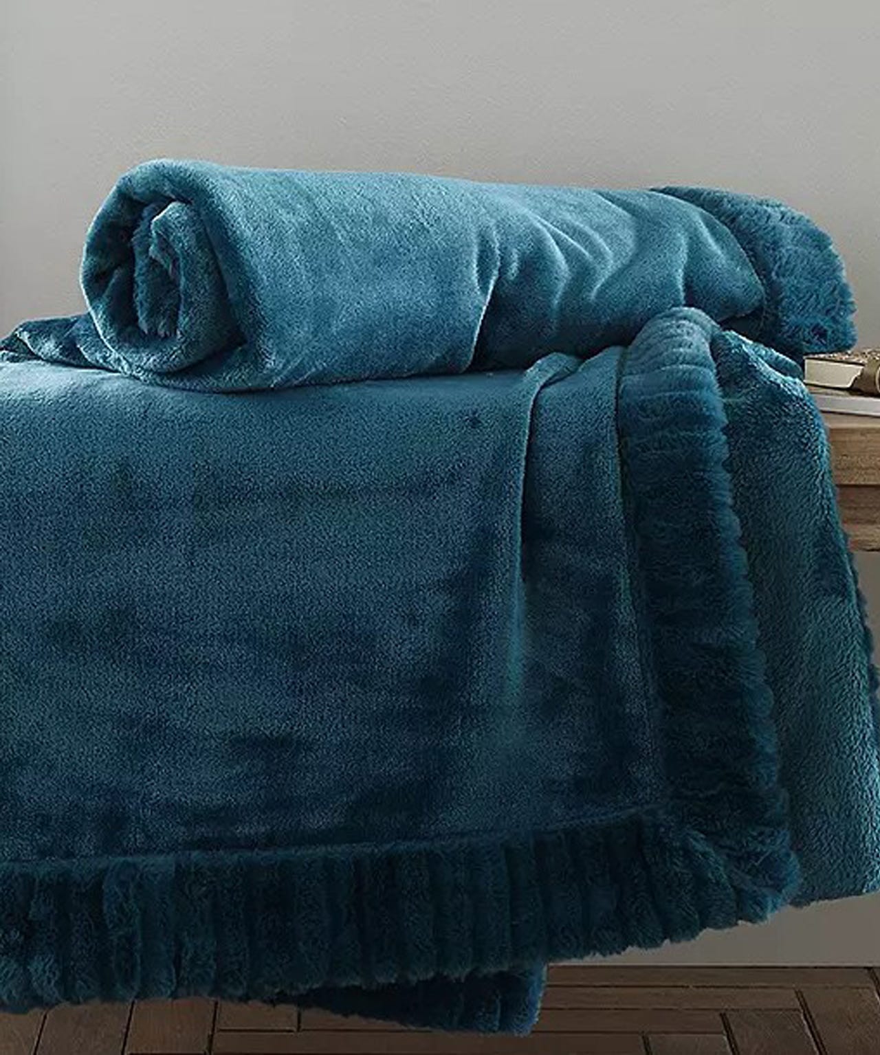 Velvet & Faux Fur Throw