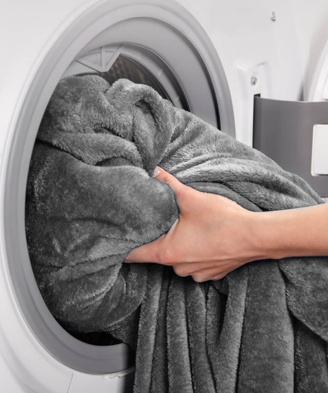 Carmen heated wearable blanket 